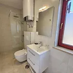 شقة Fuer 6 Personen Mit Jacuzzi By Interhome تْسْغيكفانِتْسا