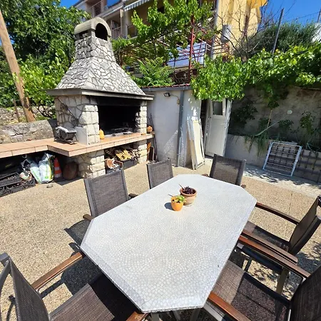 Fuer 6 Personen Mit Jacuzzi By Interhome Appartamento
