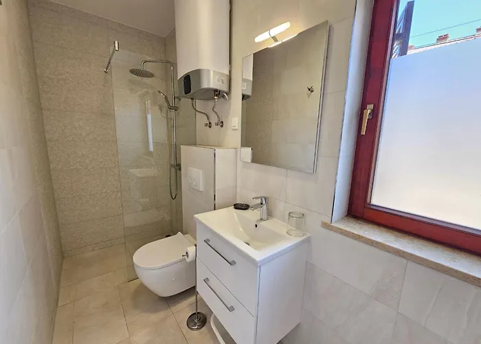 Lägenhet Fuer 6 Personen Mit Jacuzzi By Interhome Crikvenica
